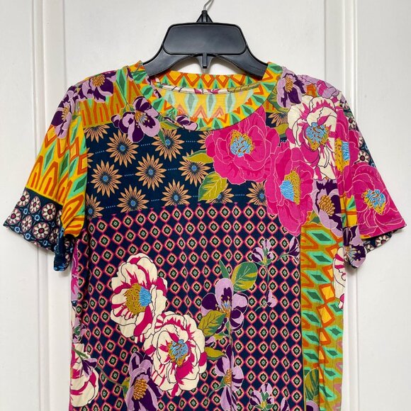 Johnny Was Maggie Short Sleeve Crewneck Swing Tee Size S - Picture 4 of 10